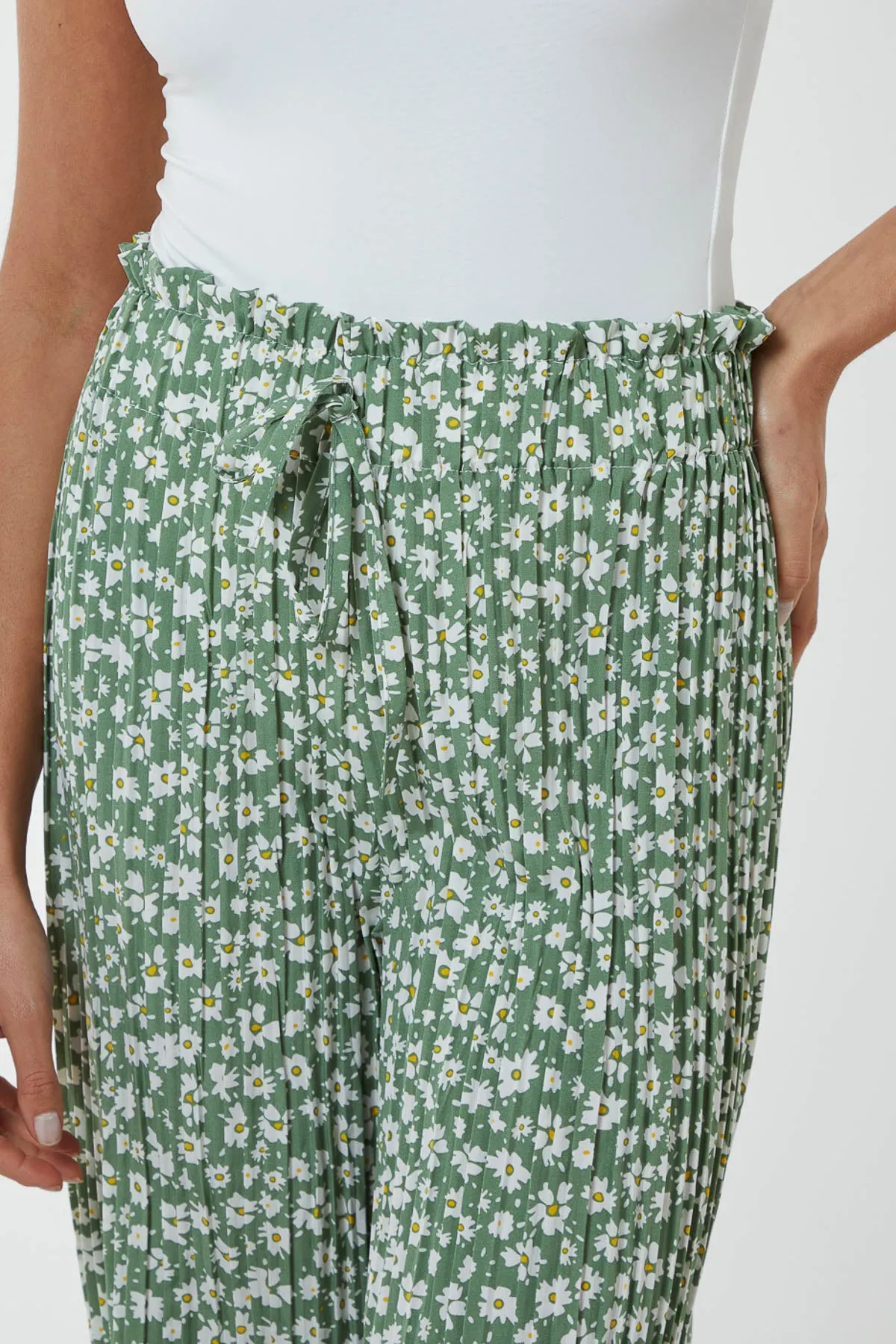 Daisy Print Wide Leg Culottes