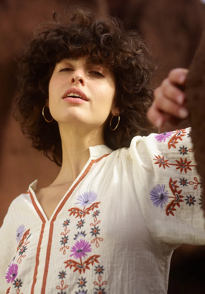 Dina V-Neck Embroidered Shirt In Cream