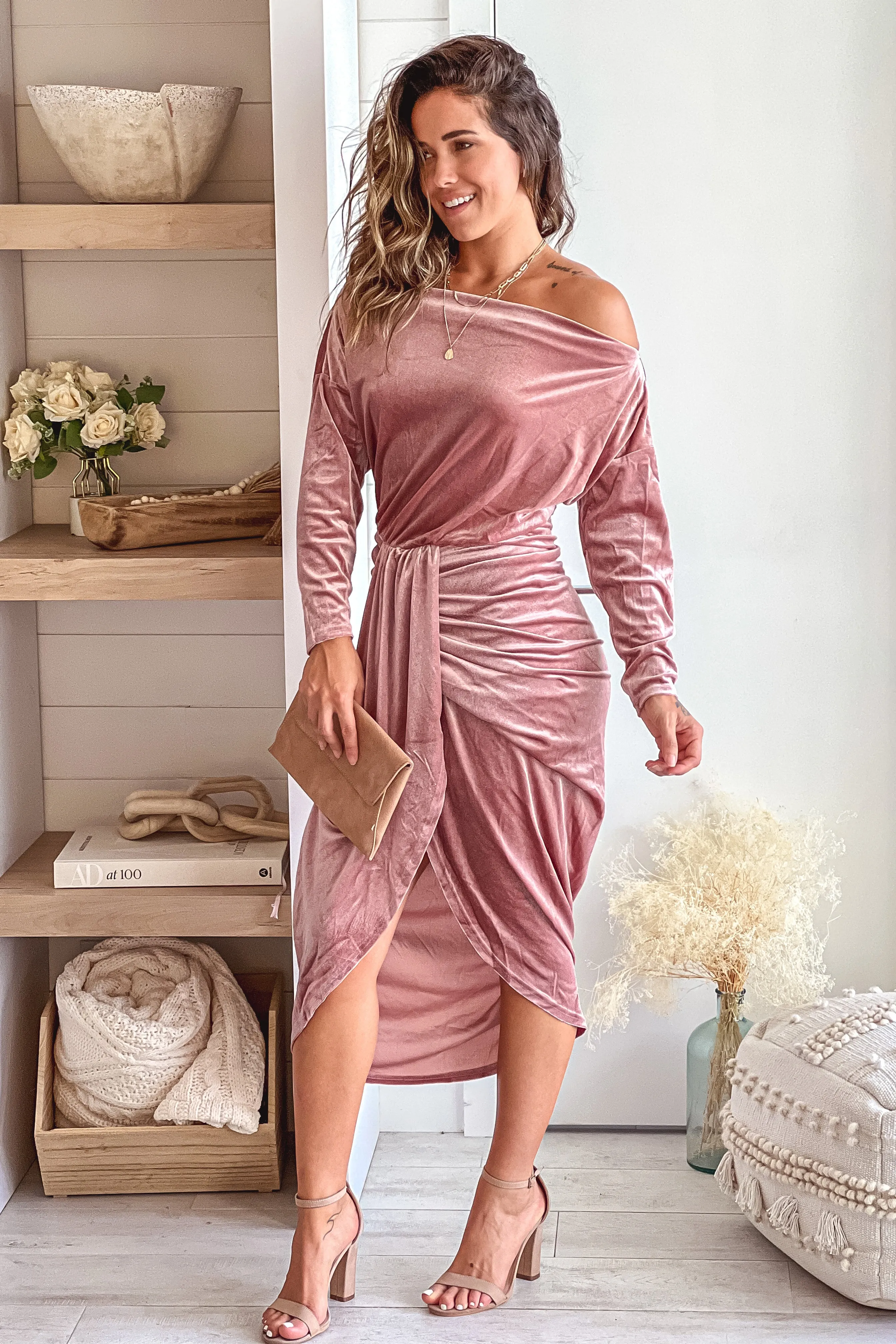 Mauve Velvet Ruched Dress With Long Sleeves