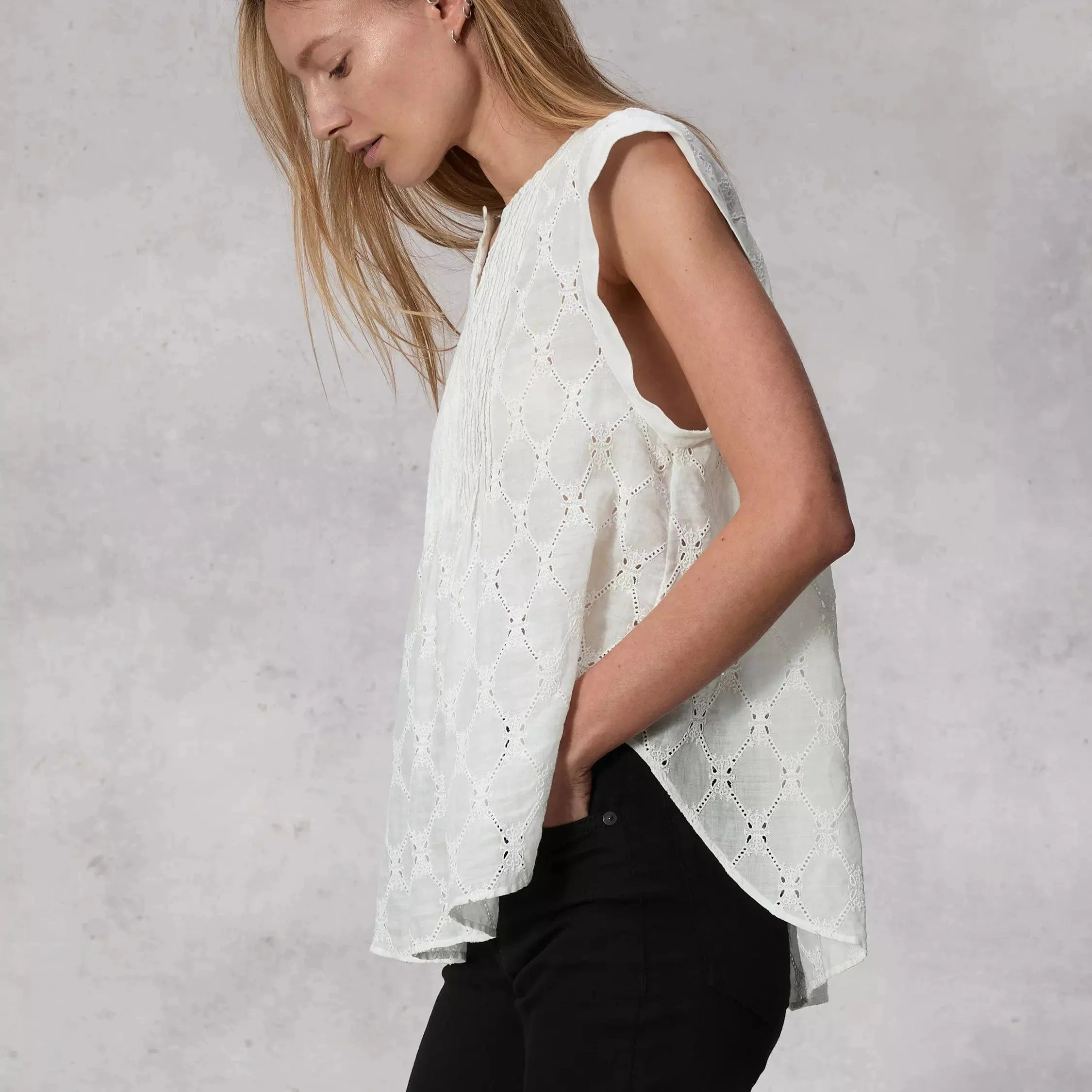 Rag & Bone Gabby Embroidered Top in White