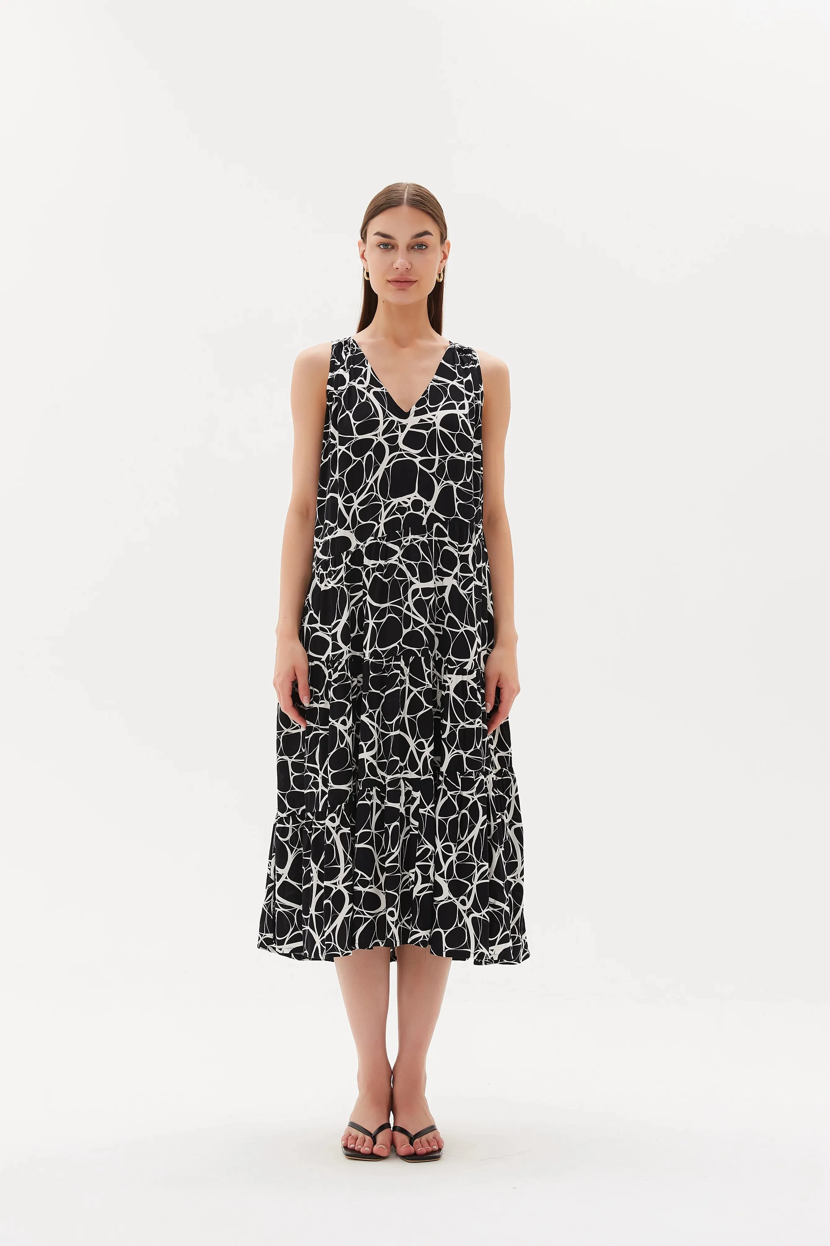 Tirelli V-Neck Asymmetrical Teird Dress