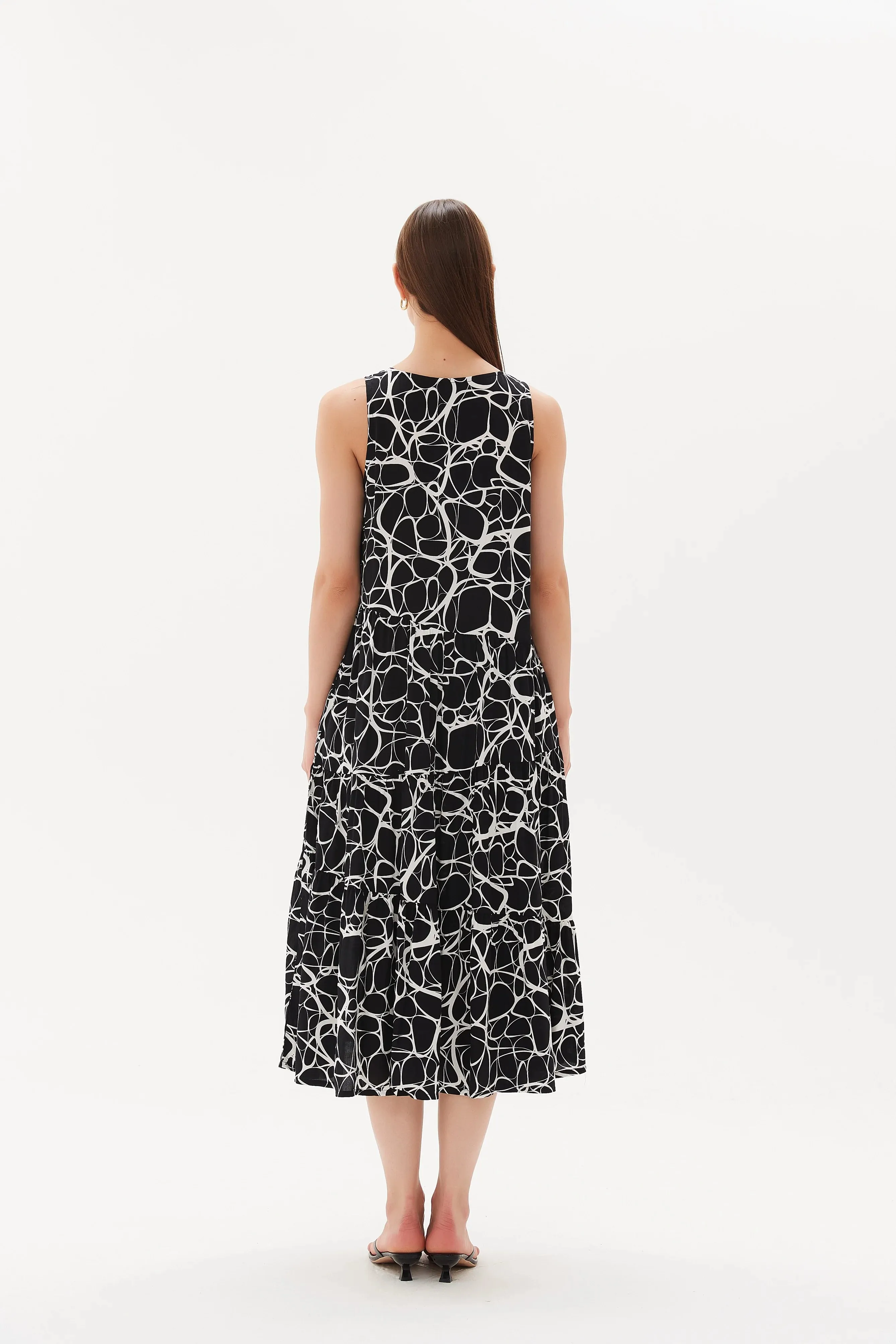 Tirelli V-Neck Asymmetrical Teird Dress