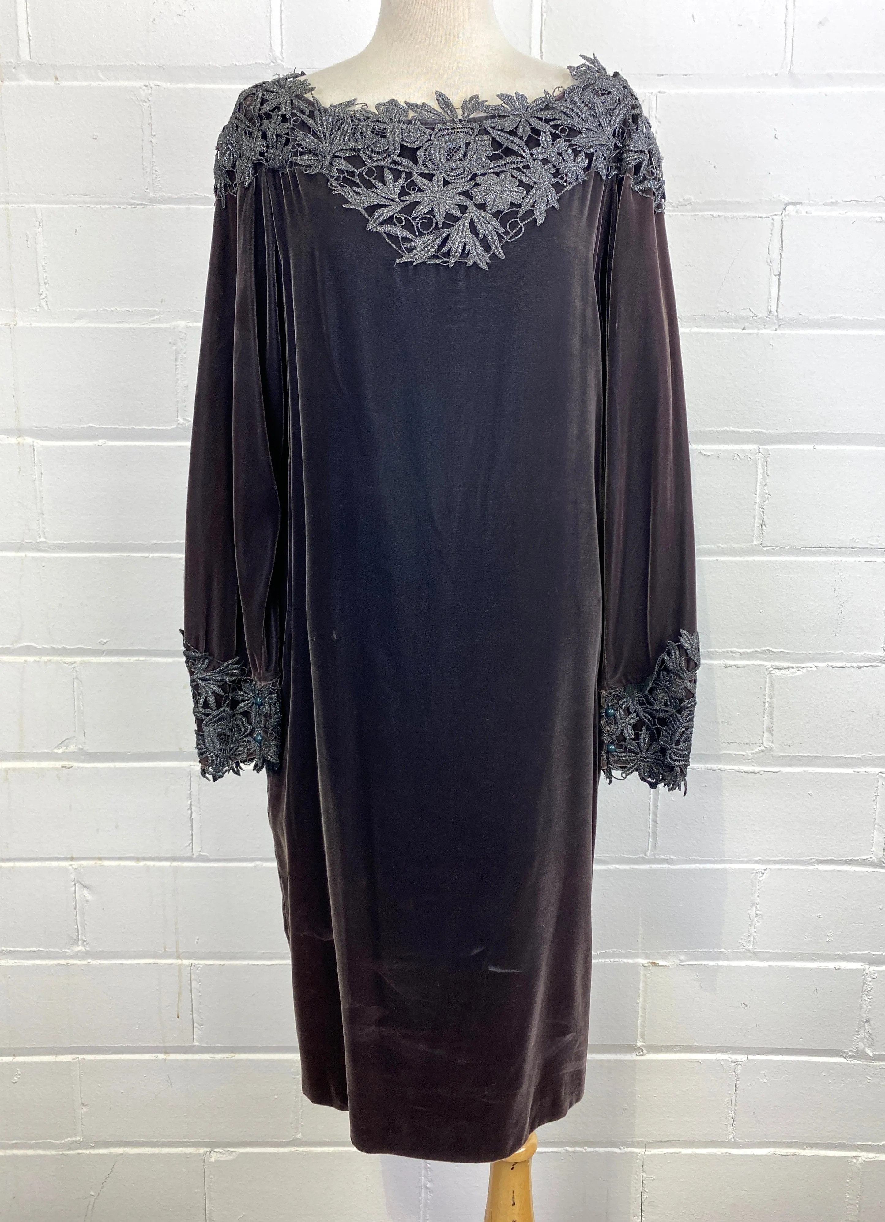 Vintage 1980s Silver-Grey Velvet Appliqué Evening Dress, Giorgio Sant'Angelo, B42"