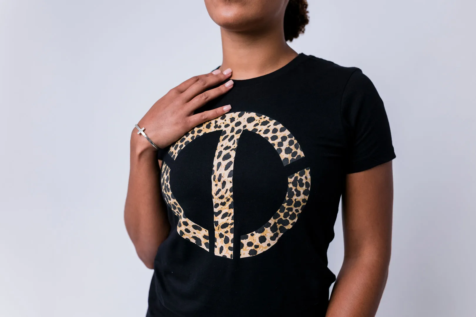 Women's Cheetah Logo Tee